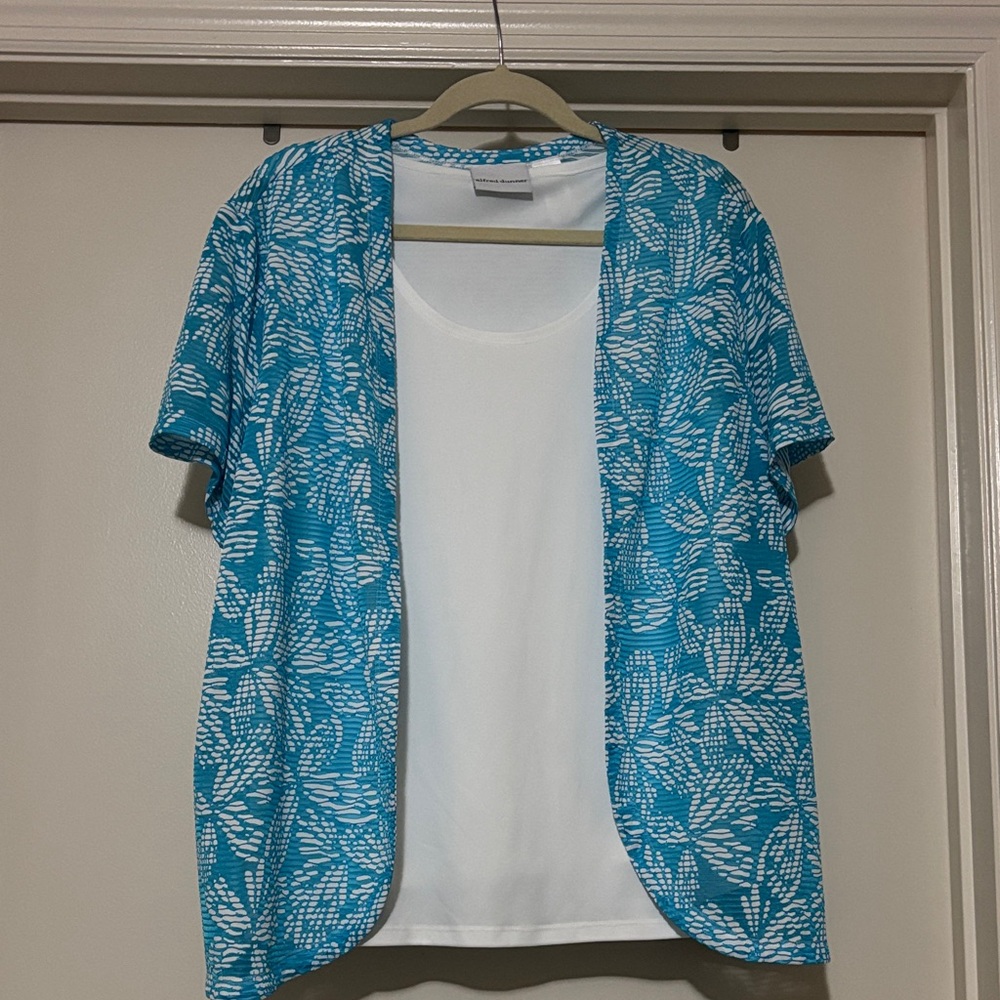 Alfred Dunner Turquoise and White Knit Top